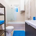 Lägenhet Parking, Ac, 2 Bedroom Design Flat In The Center *