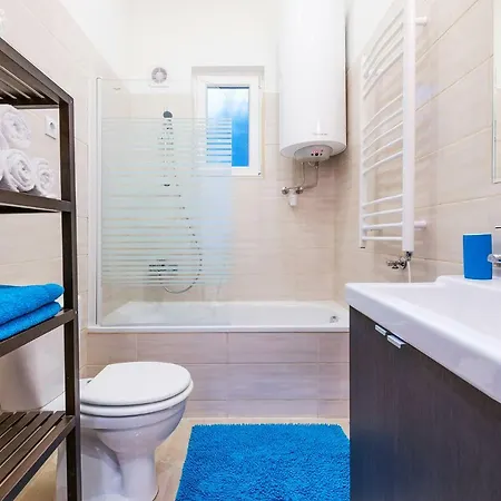 דירה Parking, Ac, 2 Bedroom Design Flat In The Center *