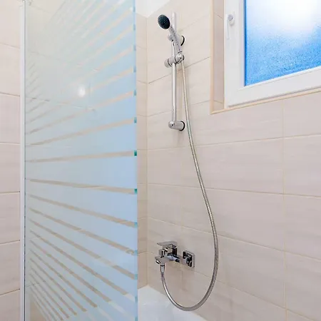 Parking, Ac, 2 Bedroom Design Flat In The Center בודפשט